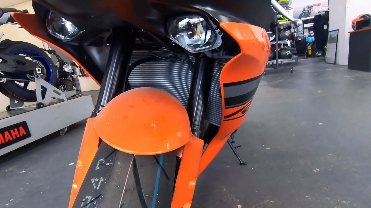 Yamaha R6 2019 SuperSport Walkaround | 600 CC Superbike