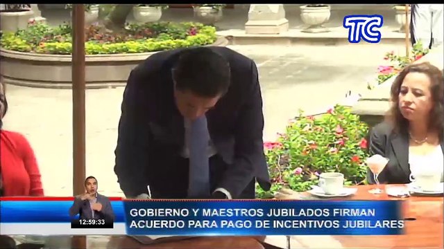 Gobierno Nacional y maestros retirados firman acuerdo para pago de incentivos jubilados