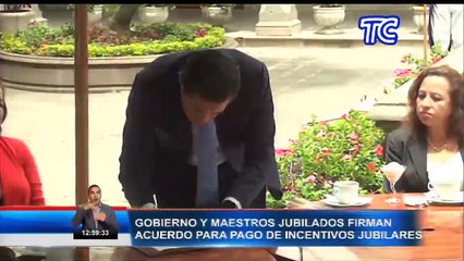 Gobierno Nacional y maestros retirados firman acuerdo para pago de incentivos jubilados