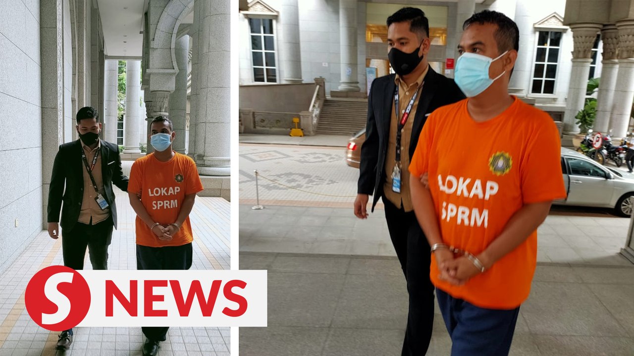 Ex-ministry senior asst secretary nabbed for alleged bribery