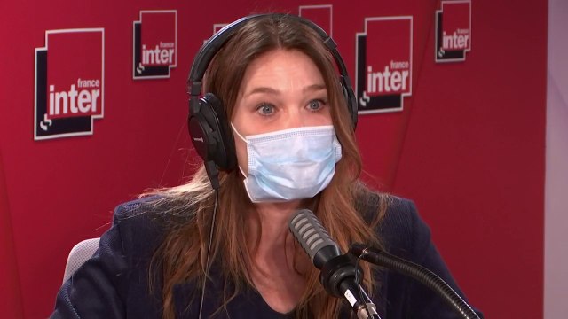 Épouse d'homme politique : Ça m’a fait connaître une chose que je ne connaissais pas du tout : le sexisme (Carla Bruni)