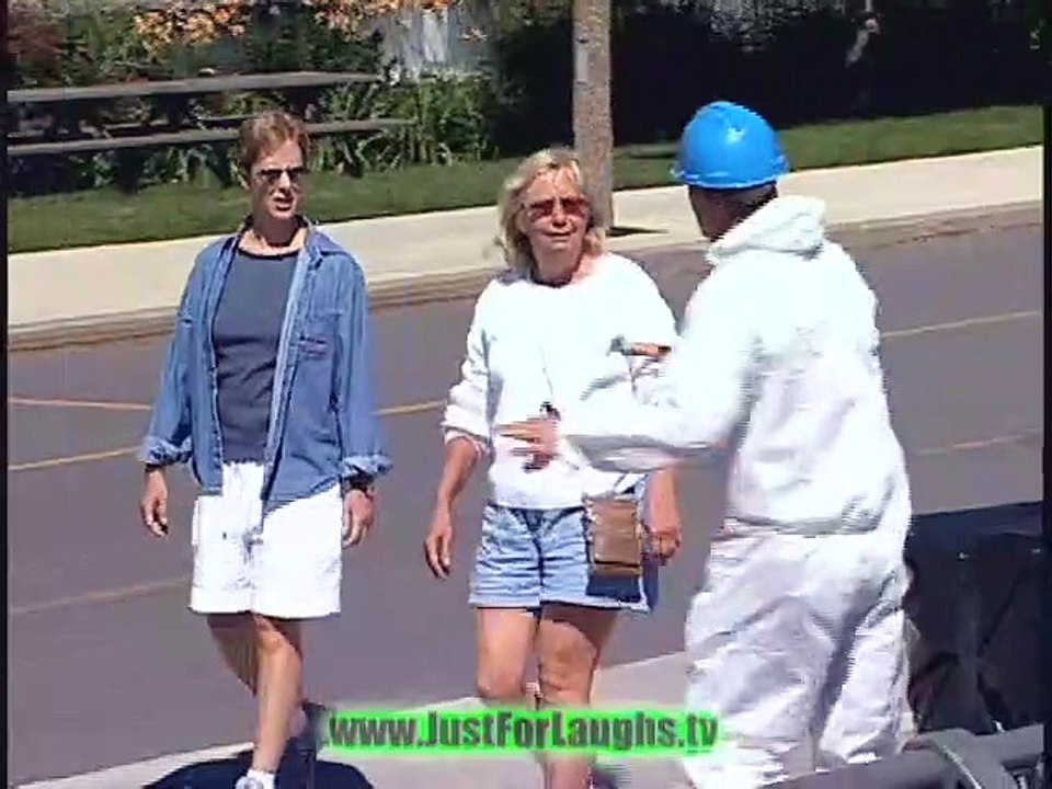 Funniest_Drowning_Prank_-_Just_For_Laughs(480p)