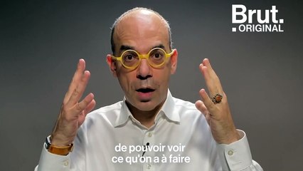 "C'est sain de ressentir de la peur, de l'inquiétude" : Comment rester serein quand tout s'effondre ?