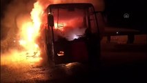 Yolcu otobüsü alev alev yandı!