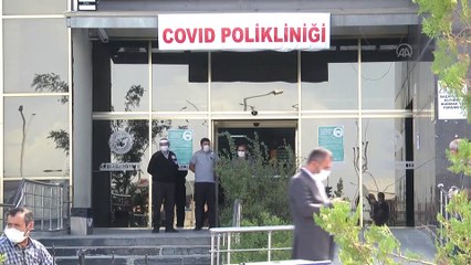 DOKTORLAR KOVİD-19'LA SAVAŞI ANLATIYOR - 'En az o hasta kadar acı çekiyoruz' - VAN