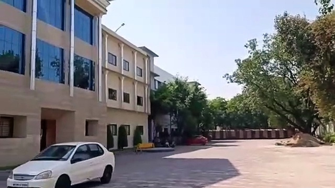 कोरोना के बीच सेंट रैफल्स स्कूल की सराहनीय पहल, तीन माह की स्कूल फीस की माफ
