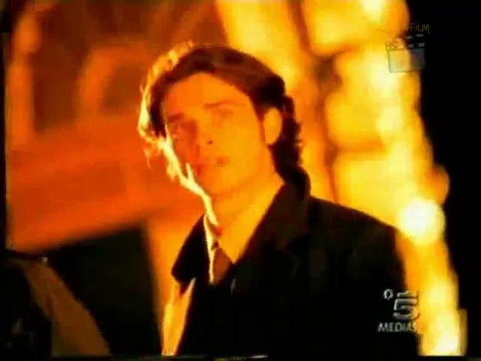 FERRERO SPOT CON TOM WELLING 2001