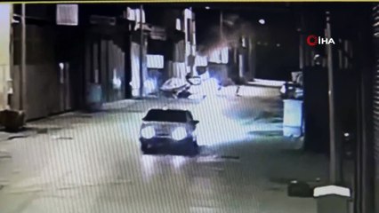 Sanayi sitesinde bulunan araçlar alev alev böyle yandı