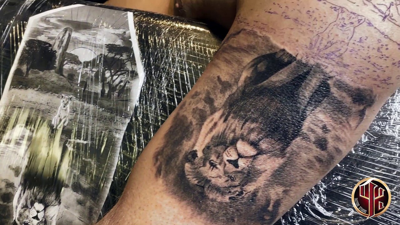 Löwenspiegel Tattoo - Tattoo Studio Wien - Pattos Keppos