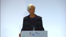 Lagarde no prevé una recuperación completa hasta finales de 2022