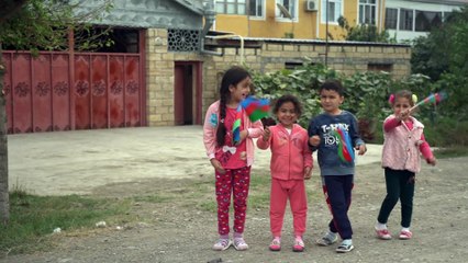 Azerbaijão em destroços mostra efeitos da guerra