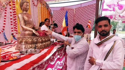 बसरेहर क्षेत्र में बुद्ध कथा का हुआ आयोजन