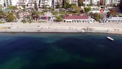 Büyükçekmece’de tekneden sızan yakıt denizi kirletti