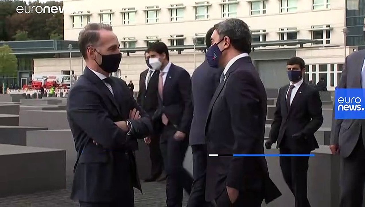 وزیران خارجه امارات و اسرائیل برای نخستین بار در مقابل یادمان هولوکاست دیدار کردند