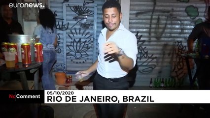 Spontan-Samba in den Straßen von Rio de Janeiro