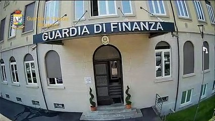 Bergamo - Scoperto falso chirurgo oculista (06.10.20)