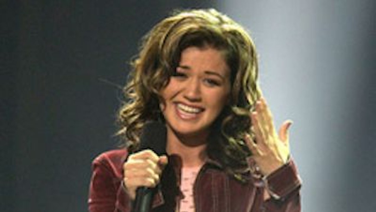 How Kelly Clarkson Went From ‘Idol’ Ingénue to Pop Legend