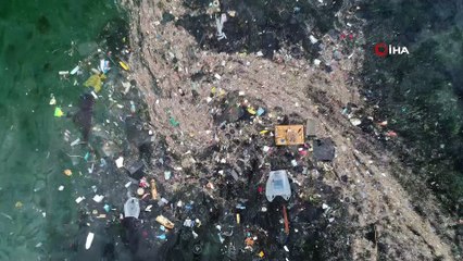 Yenikapı Sahili’nde kirlilik su altı drone kamerasında