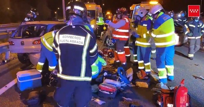 Sufre la amputación de ambas piernas un joven de 16 años tras ser arrollado en Fuenlabrada por un vehículo después de tener otro accidente