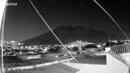 Tải video: Palla di fuoco in Messico, le incredibili immagini del passaggio nel cielo