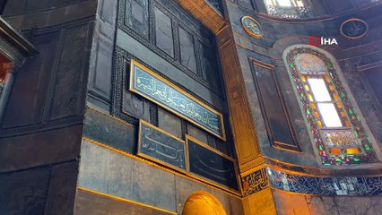 Cumhurbaşkanı Erdoğan'dan Ayasofya’ya 2 hat levhası