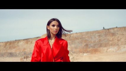 Carla Fernandes - Hasta La Vista