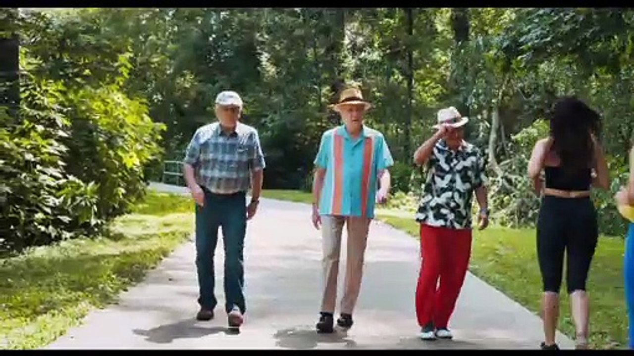 The War With Grandpa Movie - Clip with Robert De Niro, Christopher Walken, and Cheech Marin - You Gotta Respond