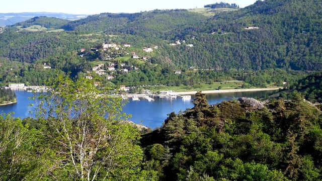 « Du Mont Gerbier De Jonc Au Pays Roannais… La Loire »
