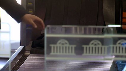 [뉴있저] 삼성전자 임원의 국회 기자증, 삼성은 몰랐나? / YTN