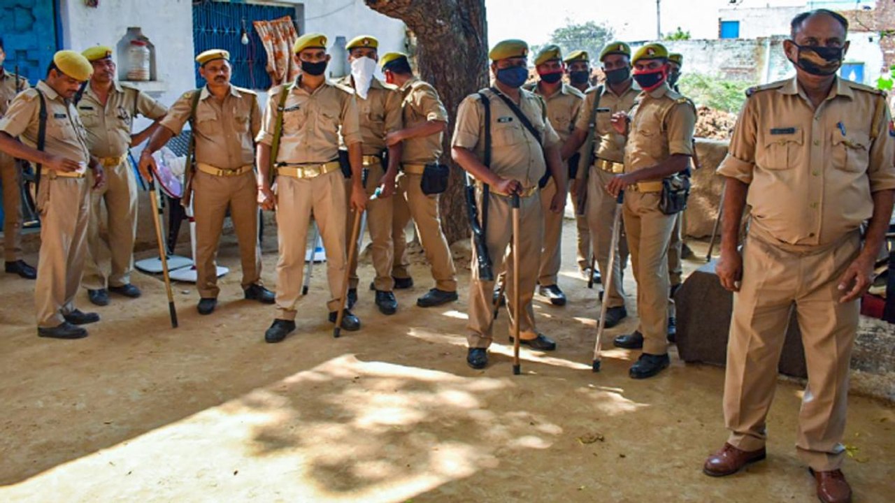 SIT gets 10 days to submit Hathras case report