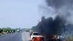 बुलंदशहर से अलीगढ़ जा रही कार बनी आग का गोला, इलाके में हड़कंप