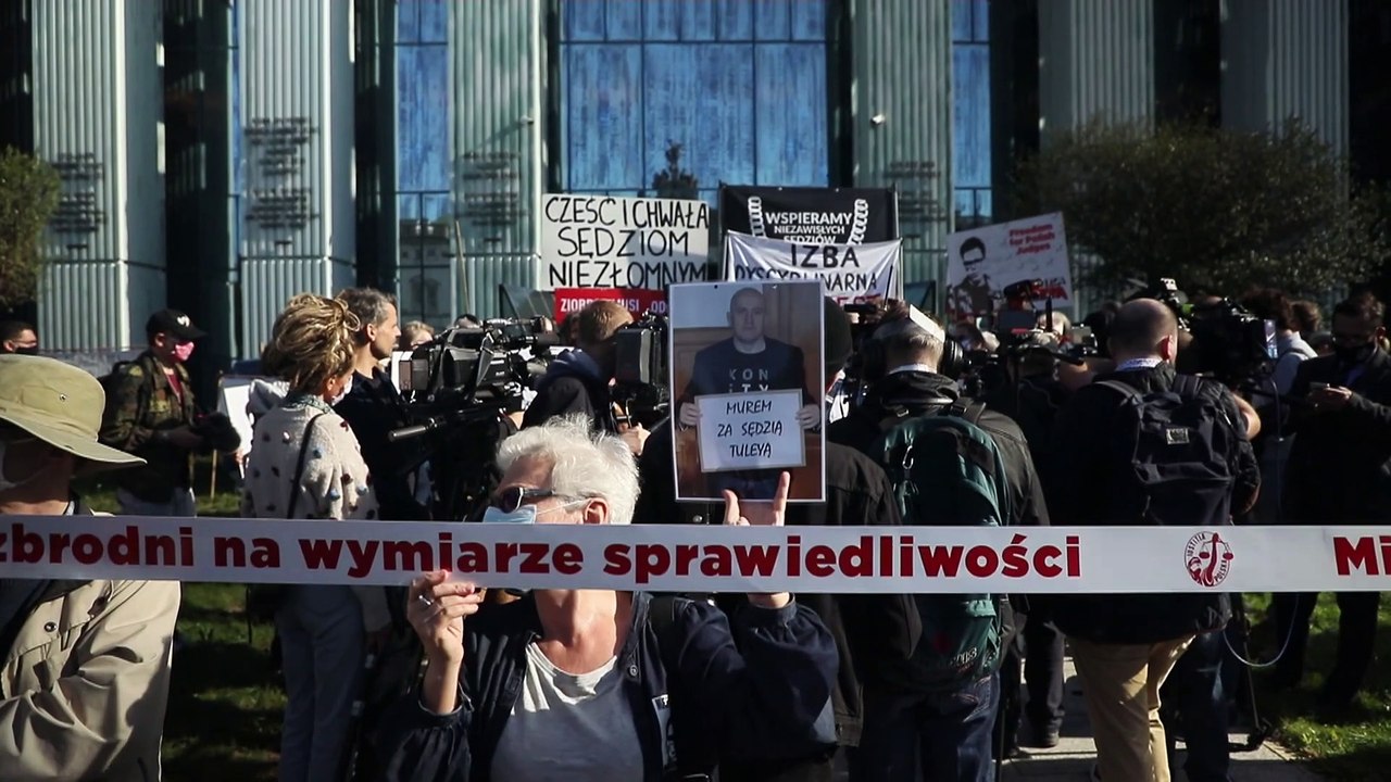 'Maulkorb' für Richter und Medien: Polens umstrittene Reformen