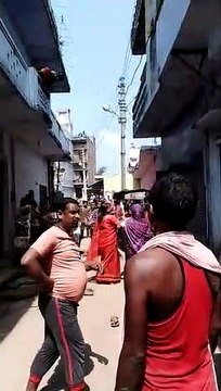 जमीनी विवाद में दो पक्षों में चले जमकर लाठी डंडे, सोशल मीडिया पर वीडियो वायरल