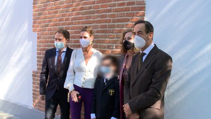 Amelia Bono reúne a su familia en la primera comunión de su hijo Manu