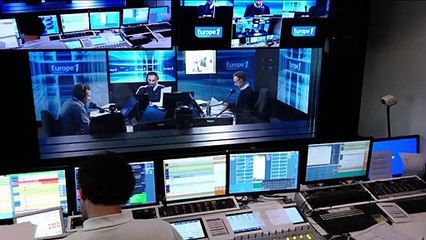 D'où vient l'expression "jamais deux sans trois" ?