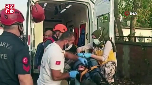 Sakarya’da iki araç kafa kafaya çarpıştı: 3 yaralı