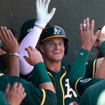 A's Rally Back to Beat Astros, Trail ALDS 2-1