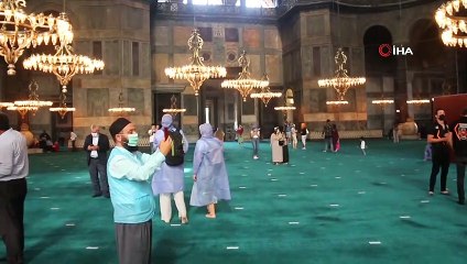 Cumhurbaşkanı Erdoğan'dan Ayasofya’ya 2 hat levhası