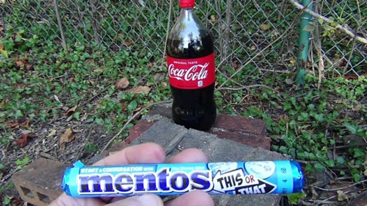 Experiment: Cola-Cola vs Mentos