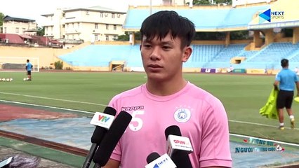 Vì sao Văn Hậu là tấm gương cho các hậu vệ Hà Nội FC học hỏi-
