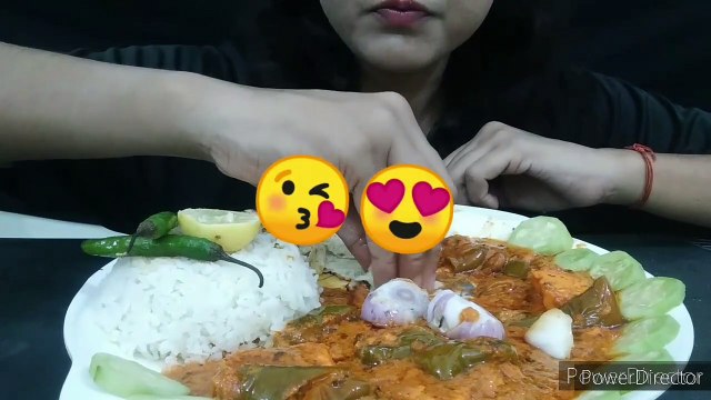 #ASMR eating Indian food Indian MUKBANG eating chilli paneer tandoori roti and