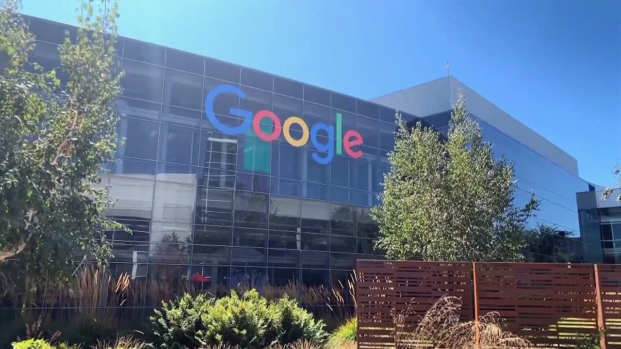 Суд Парижа обязал Google сесть за стол перегово...