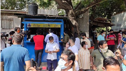 Baba Ka Dhaba की रौनक लौटने के लिए Raveena, Sonam, Swara की मुहीम |FilmiBeat