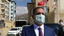 - Vali Akbıyık; 'Korona virüsü Hakkari'den kovacağız'