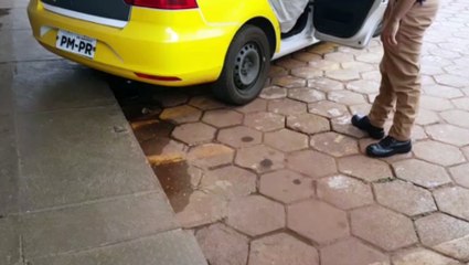 Homem detido durante confronto com a PM em Céu Azul é levado à Cadeia Pública de Cascavel