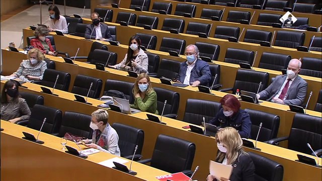 Salvador Illa, a Ana Pastor (PP): He echado en falta un tono humildad en usted: su partido dirige la sanidad en la comunidad que día de hoy presenta las cifras más preocupantes