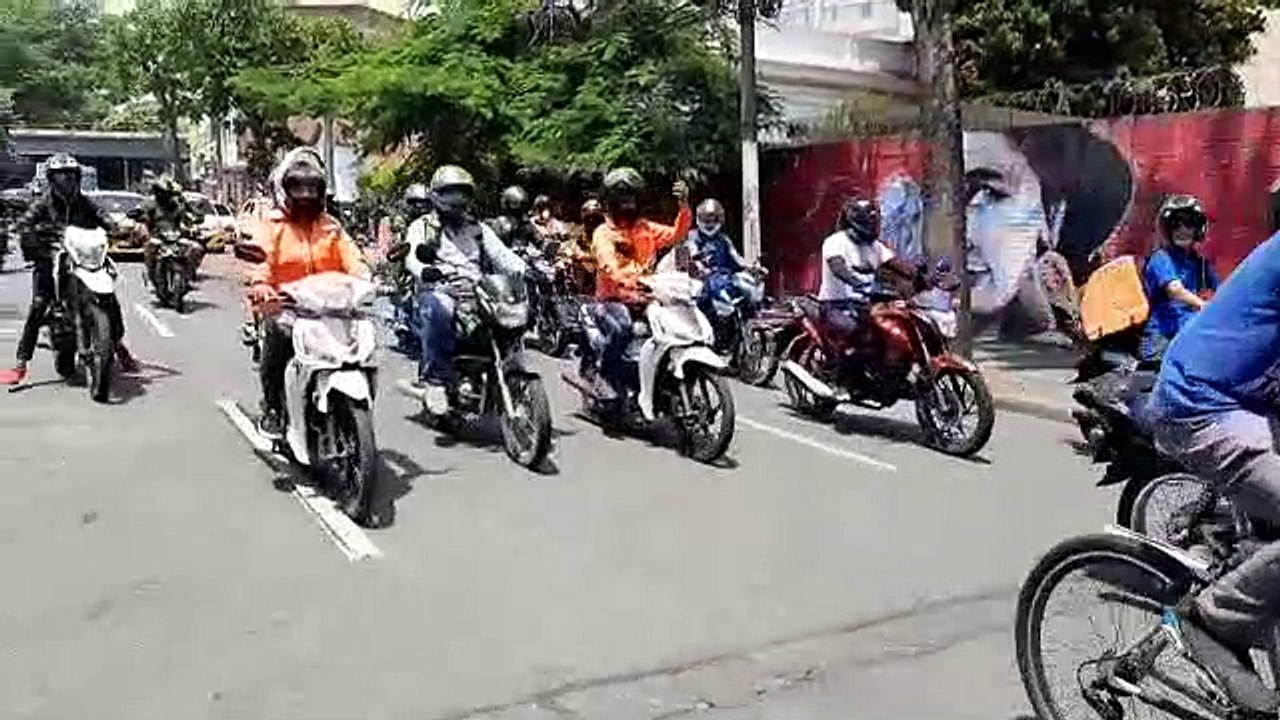 Repartidores de Rappi se toman el CAM en paro internacional