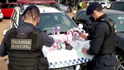 Jovem que é acusada de realizar arrastão em comércios no Centro é apreendida pela GM