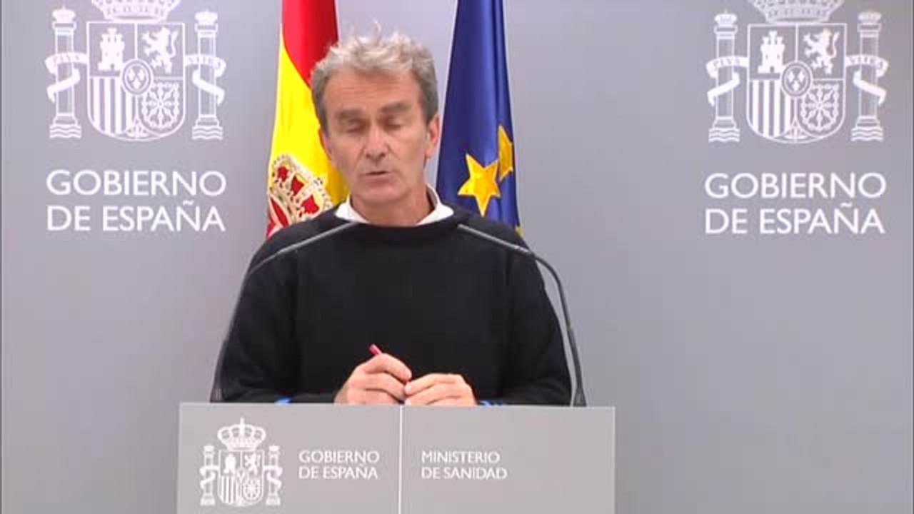 Fernando Simón apela a la responsabilidad con independencia de las resoluciones judiciales