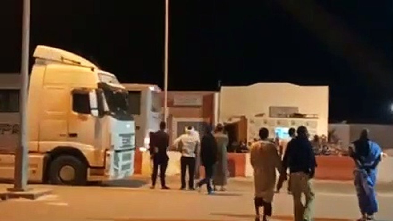 Hôtels et auberges à remplir: Un convoi de Sénégalais venus d’Espagne, bloqué injustement à la frontière marocaine...